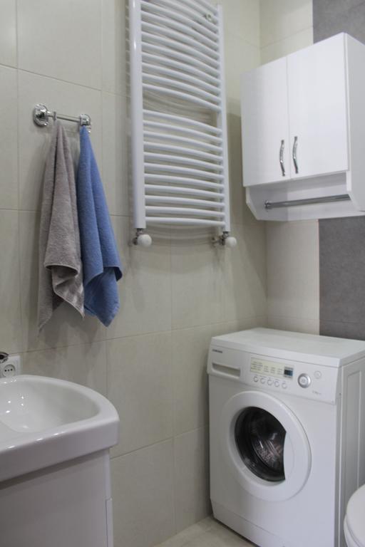 Guest House On Gia Abesadze Street Tbilisi Bagian luar foto